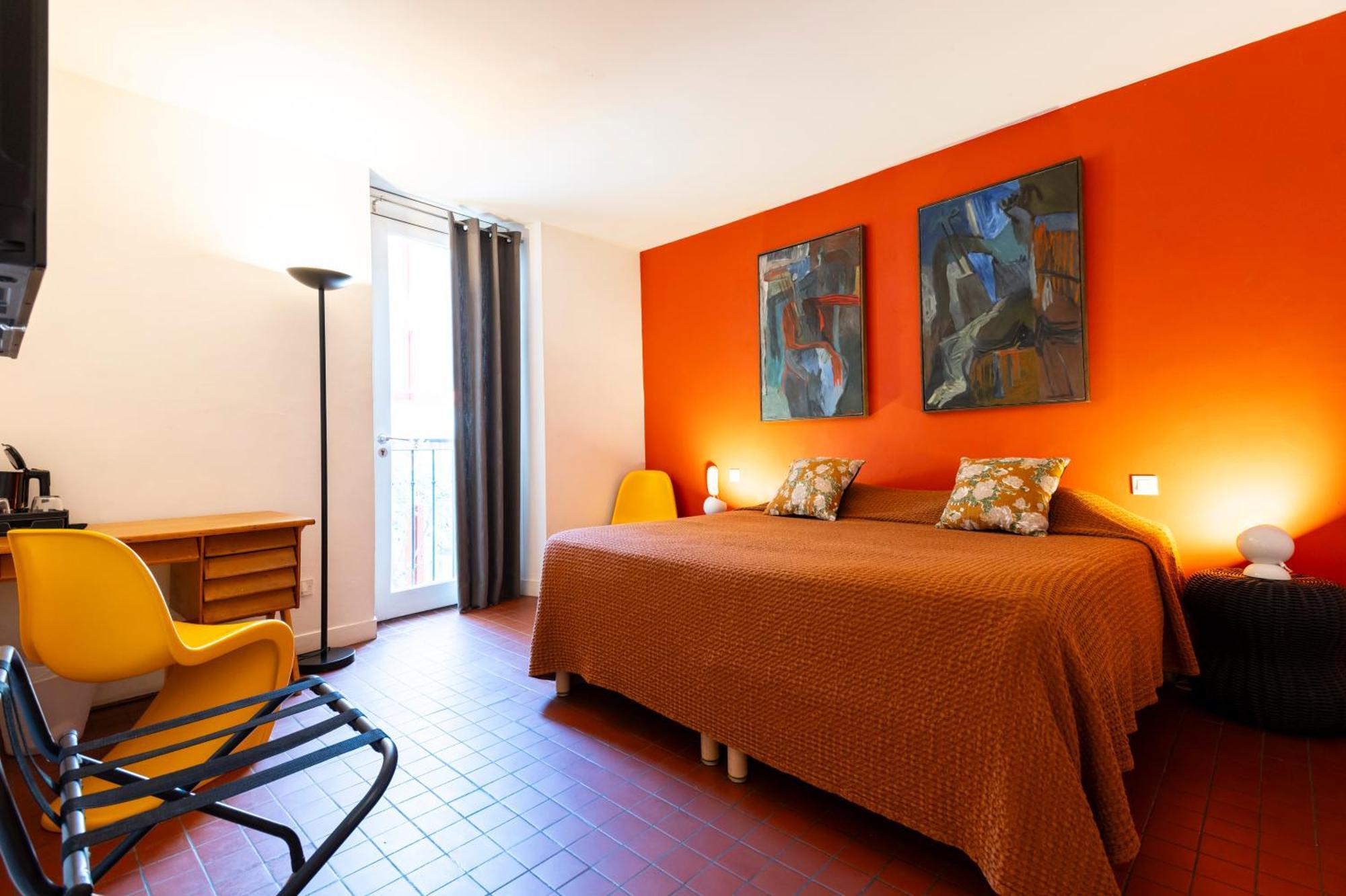 Hotel Burrhus Vaison-la-Romaine Esterno foto